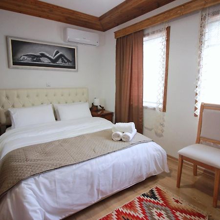 Emblematic House 3 Appartement Gjirokastër Buitenkant foto