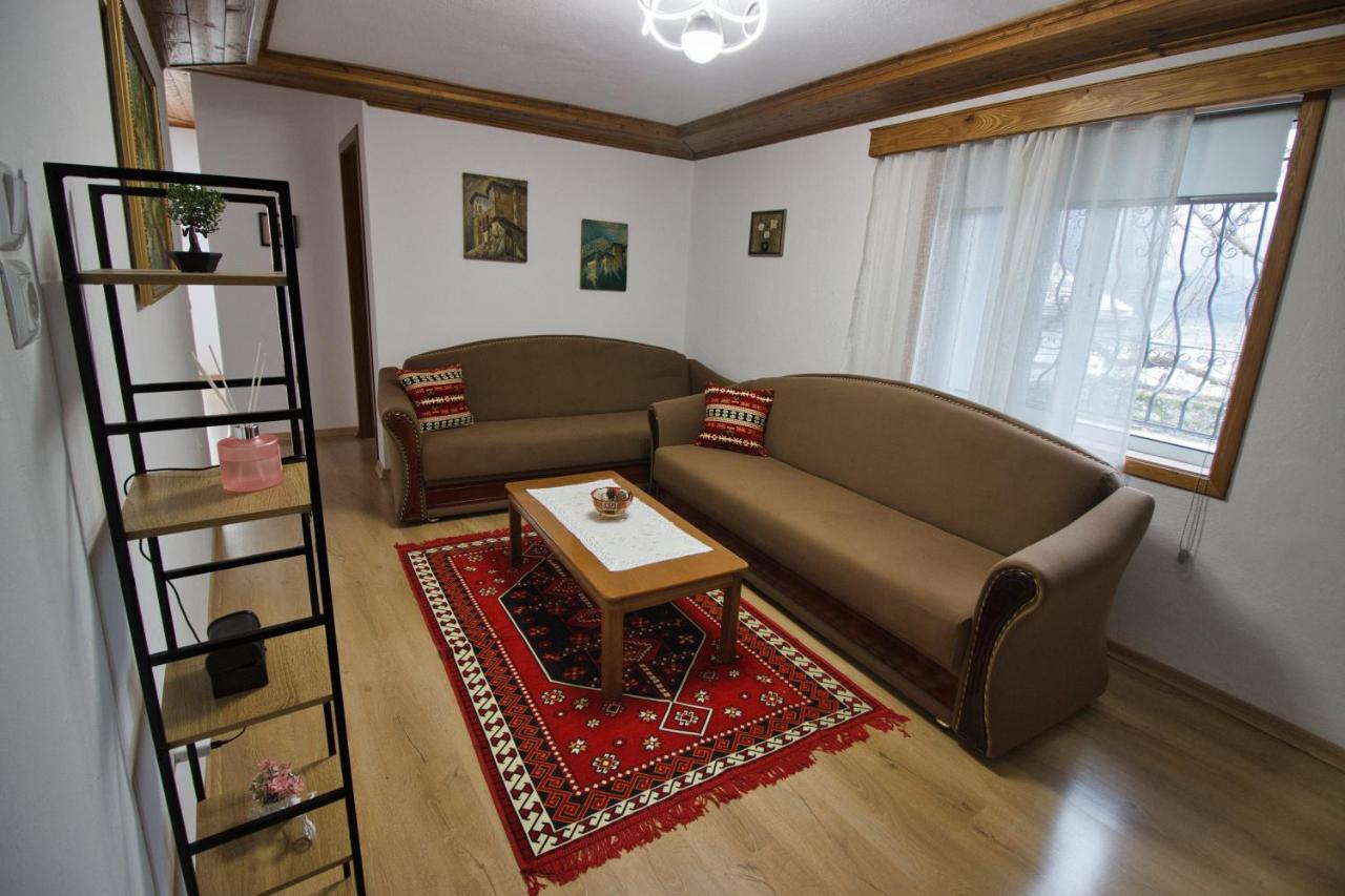 Emblematic House 3 Appartement Gjirokastër Buitenkant foto