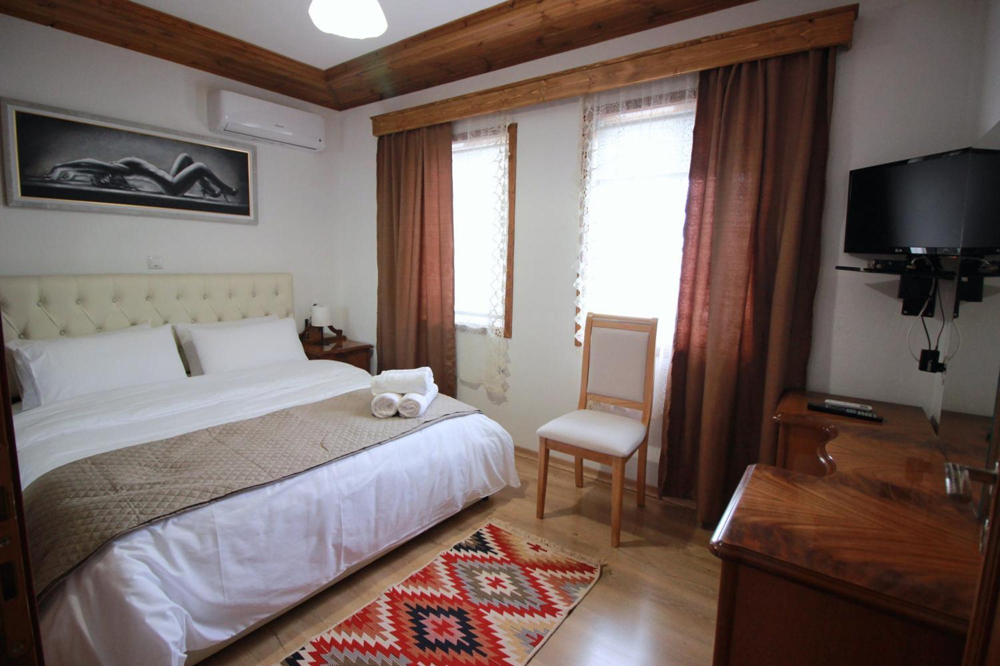 Emblematic House 3 Appartement Gjirokastër Buitenkant foto